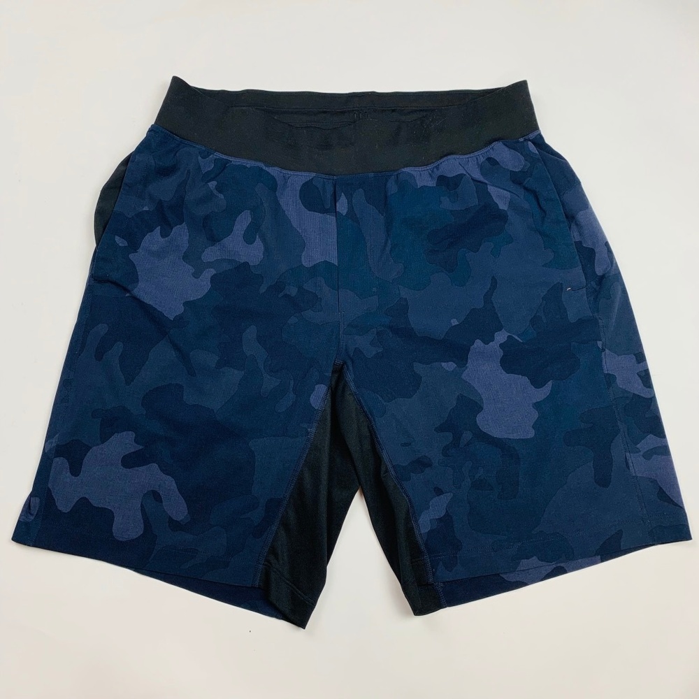 Lululemon Men Camo Blue 9" Inseam Linerless Size L